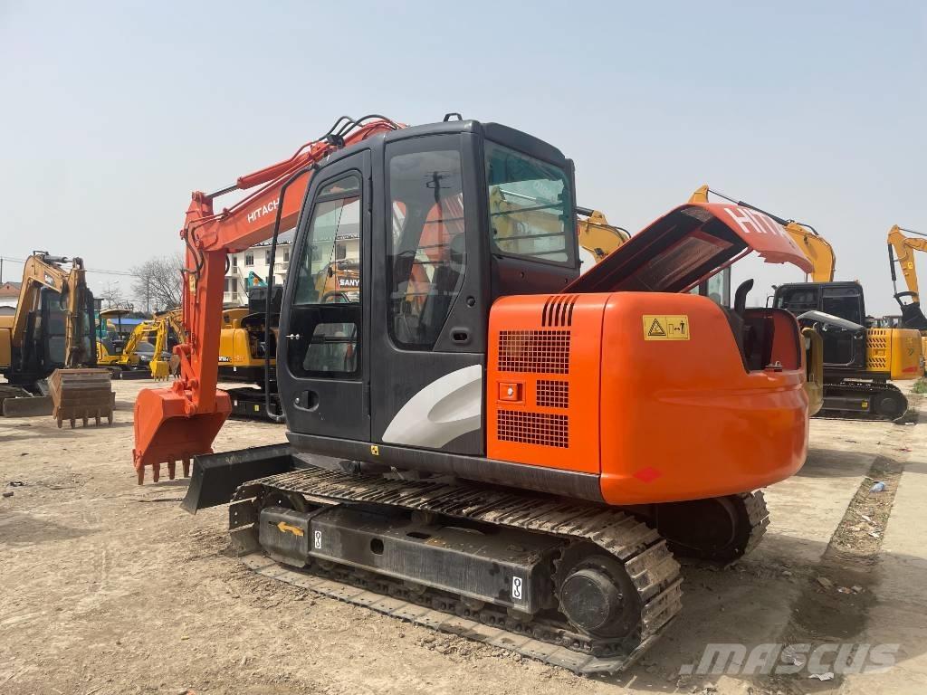 Hitachi ZX 70 Midi rýpadlá 7 t - 12 t