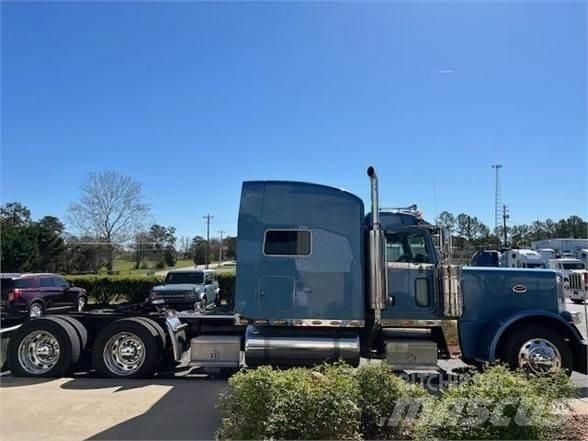 Peterbilt 389 Stavebníctvo - ostatné