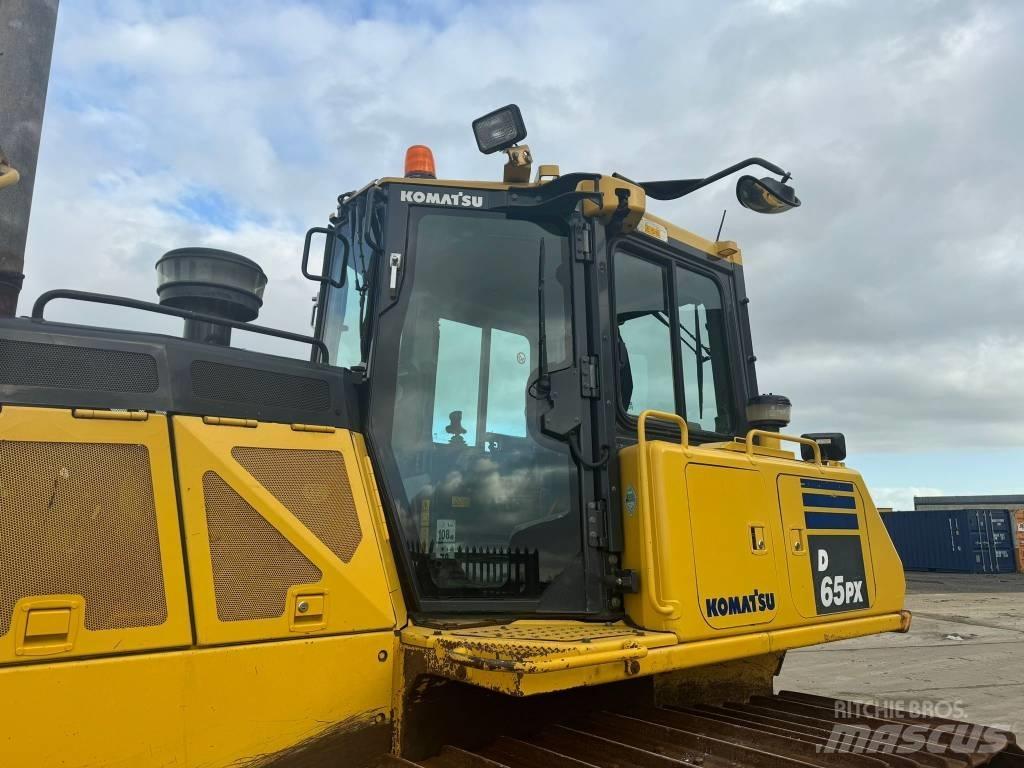 Komatsu D 65 PX-18 Pásové dozéry