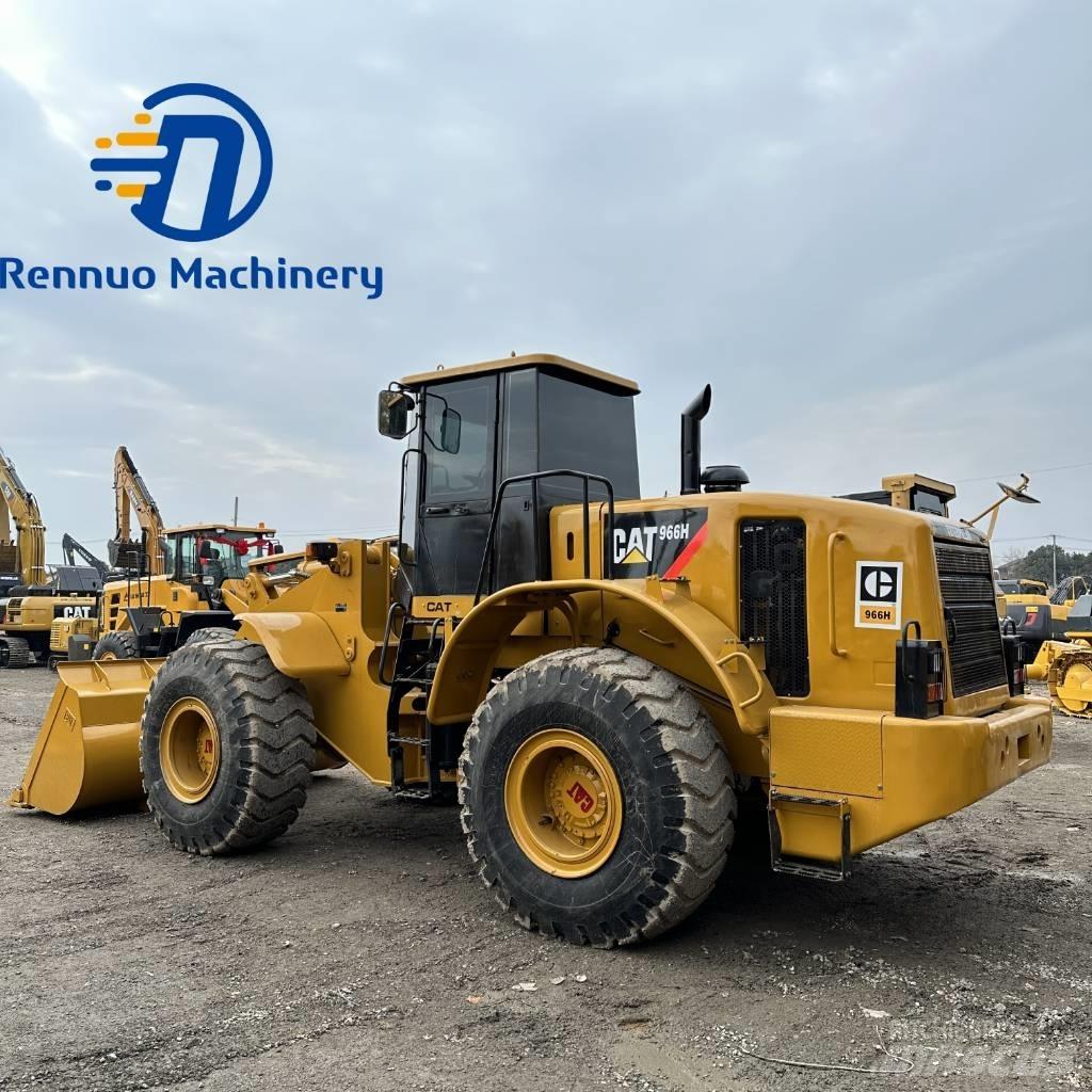 CAT 966H Kolesové nakladače