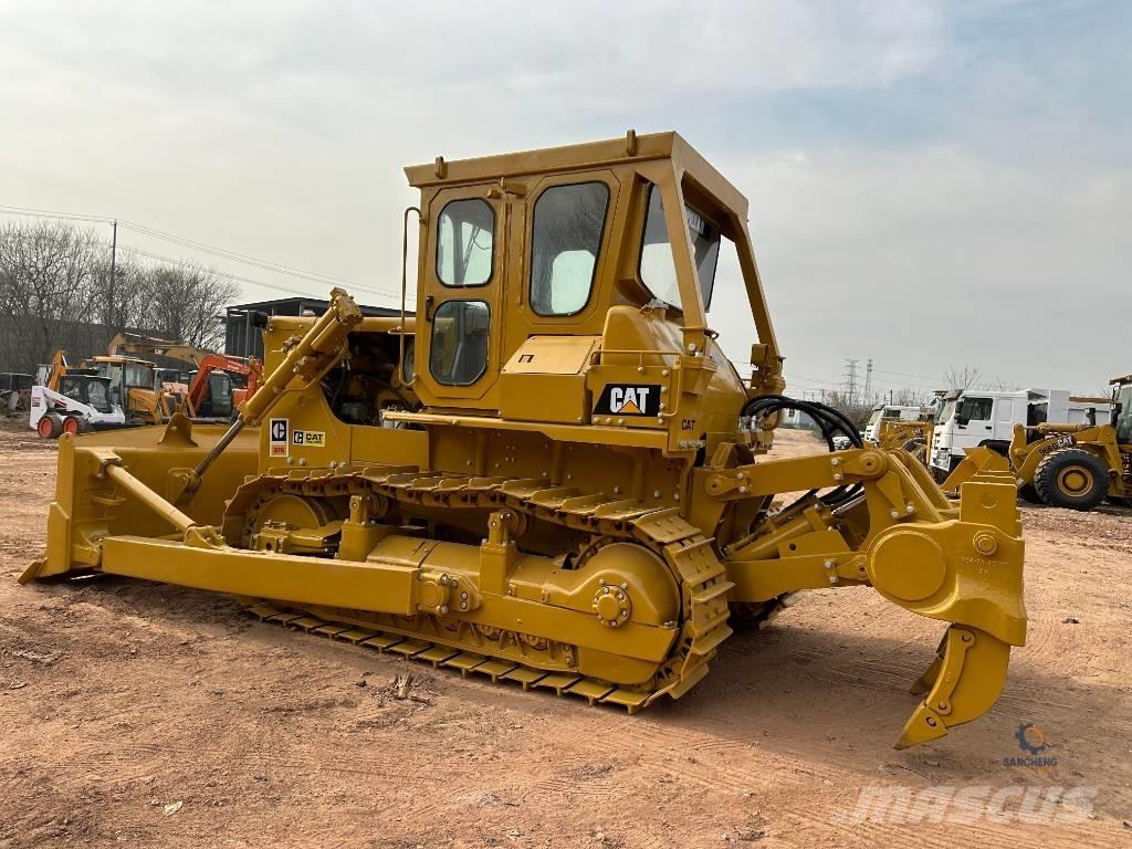 CAT D 7 G Pásové dozéry