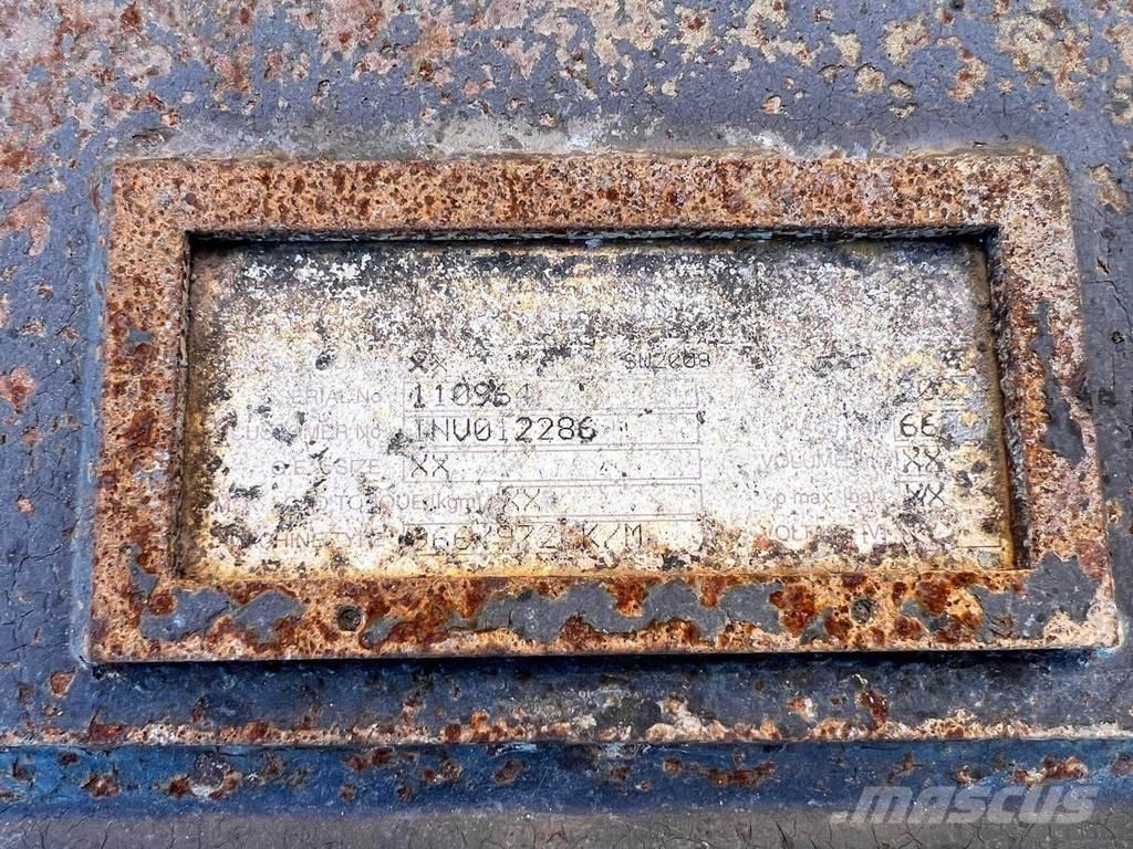 CAT 966-14 Kolesové nakladače