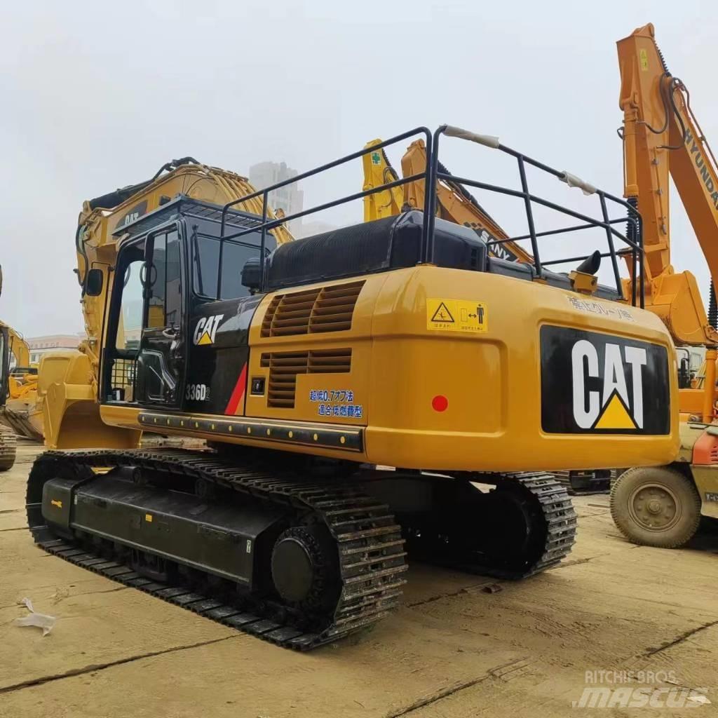 CAT 336D2L Pásové rýpadlá