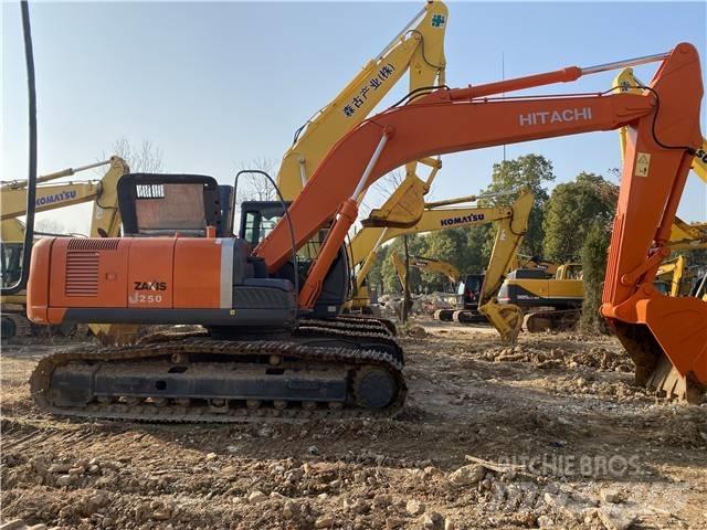 Hitachi ZX250 Pásové rýpadlá