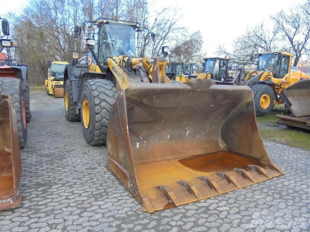 Komatsu WA 470-8 Kolesové nakladače