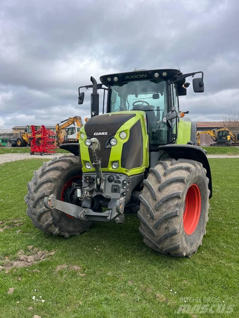CLAAS AXION 830 CIS+ Traktory