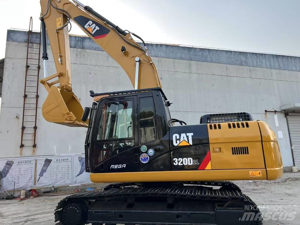 CAT 320D2 Midi rýpadlá 7 t - 12 t