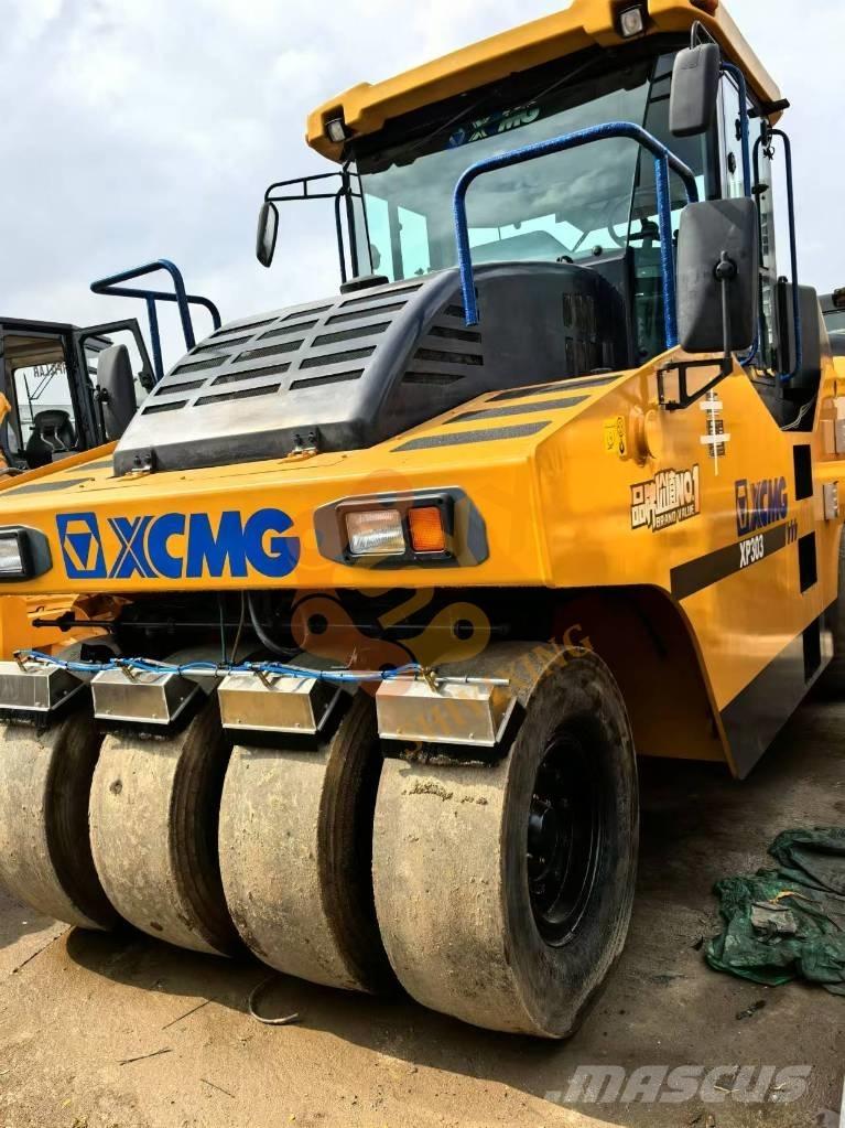 XCMG XP 303 Kombinované valce