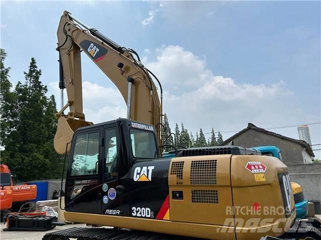 CAT 320 D Pásové rýpadlá