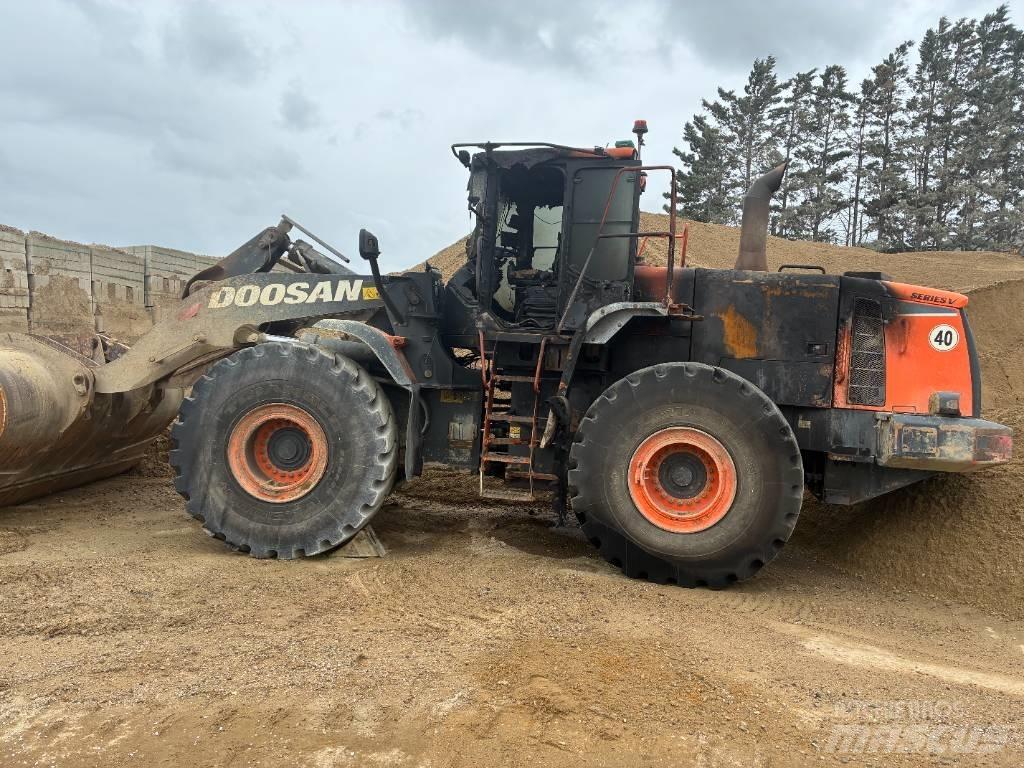 Doosan 420-5 Kolesové nakladače