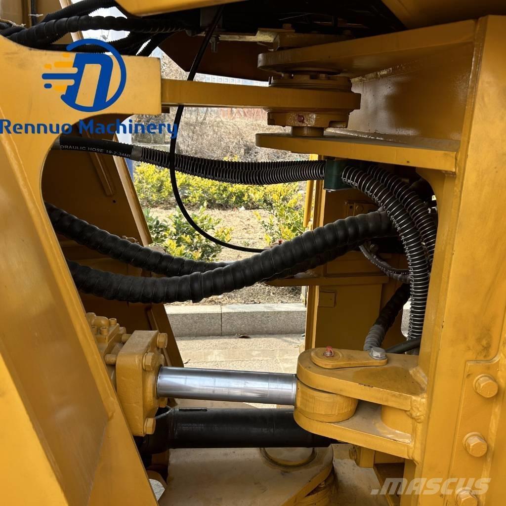 CAT 950 H Kolesové nakladače