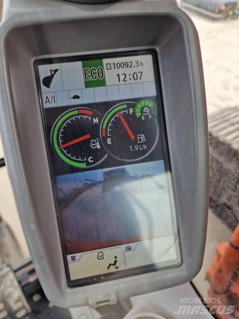 Hitachi ZX 350 LC-6 Pásové rýpadlá