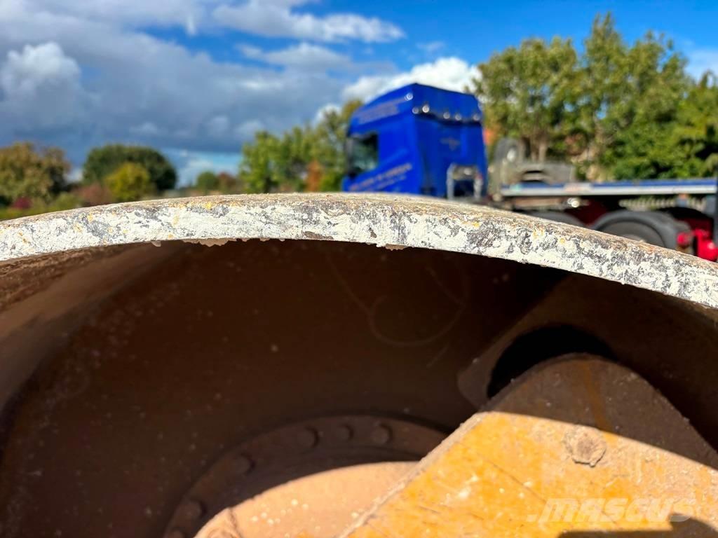 CAT CS 64 B Ťahačové valce