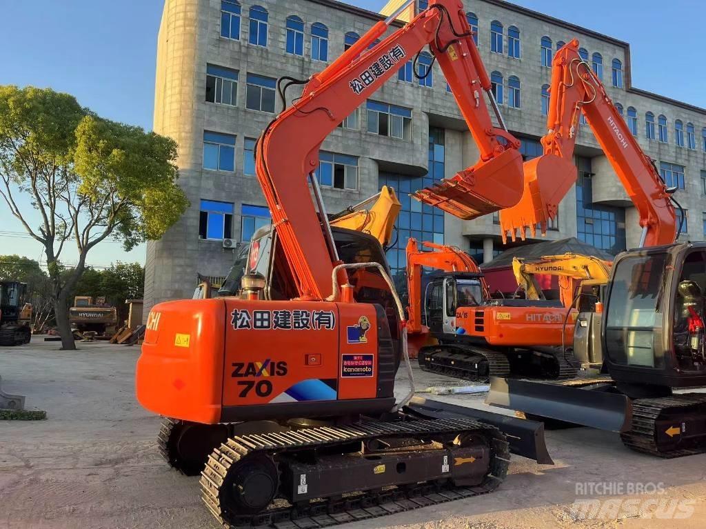 Hitachi ZX 70 Pásové rýpadlá