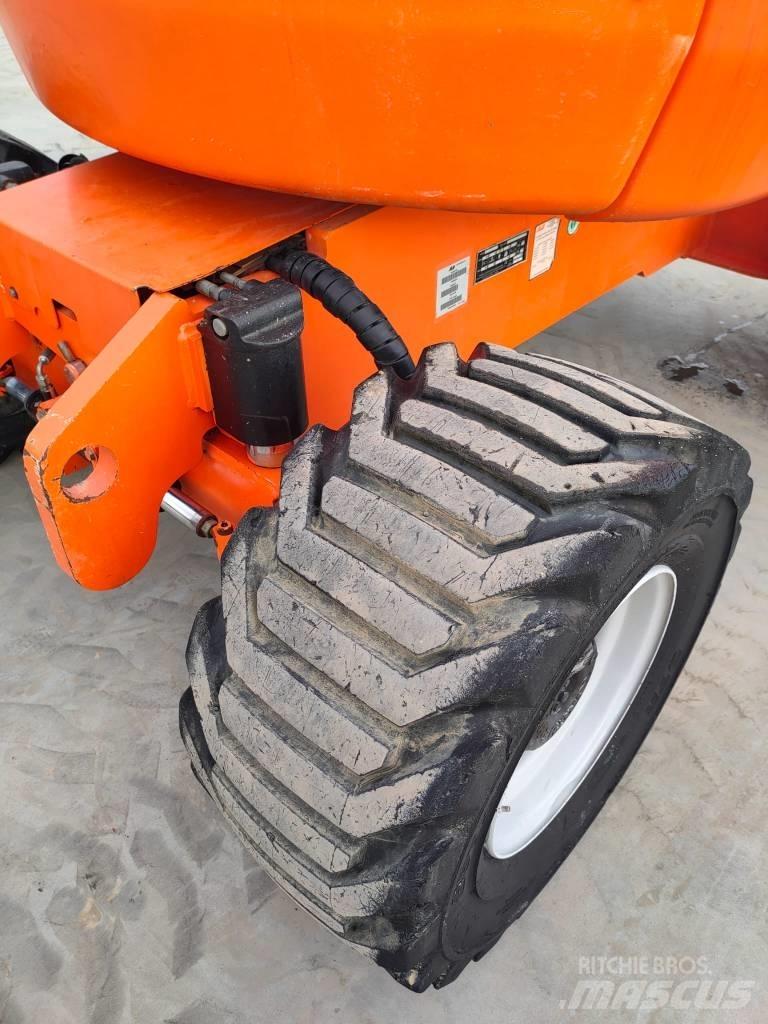 JLG 450 AJ Kĺbové plošiny