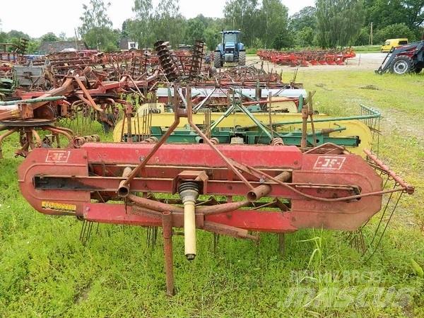 JF HSR 200 Obracače a zhrabovače sena