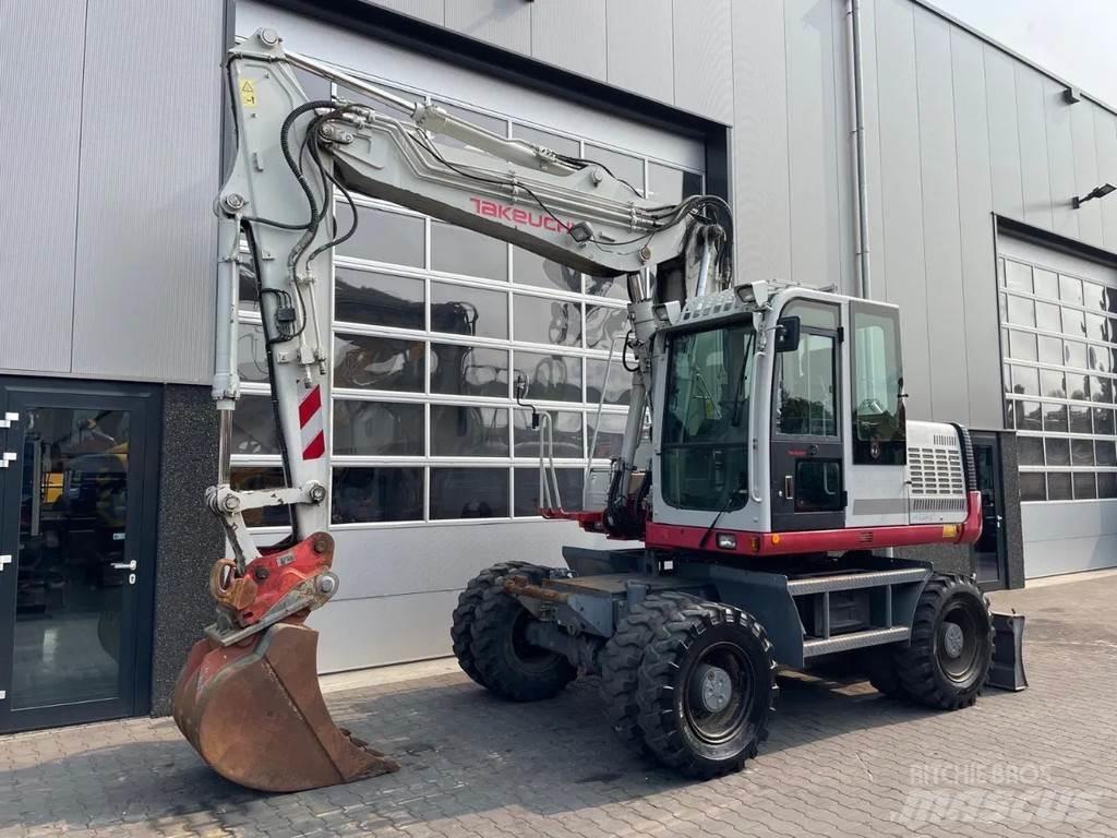 Takeuchi TB1160W Kolesové rýpadlá