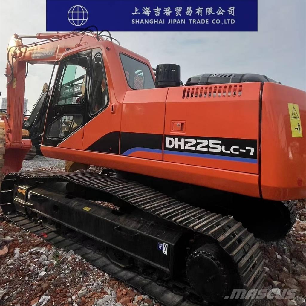 Doosan DH 225 Pásové rýpadlá