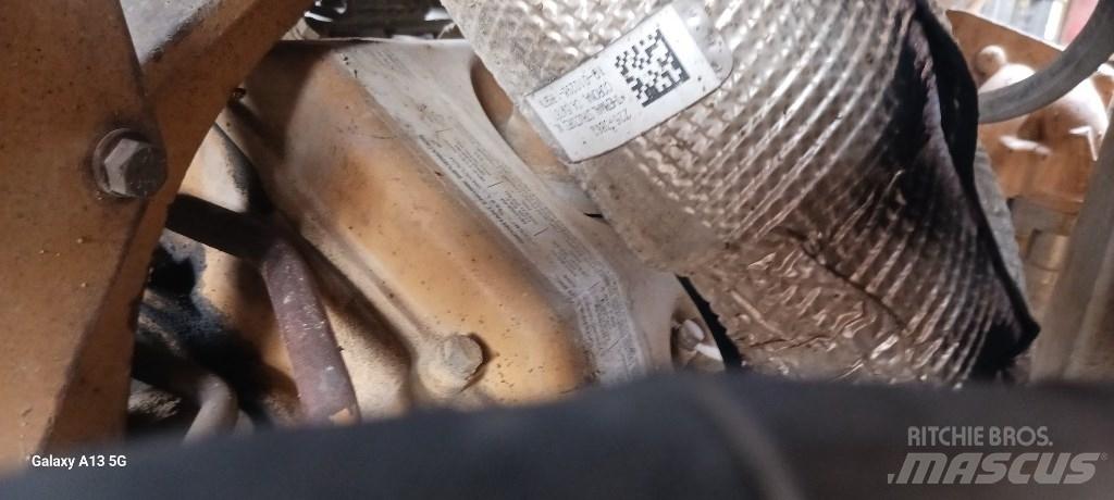 CAT 631 G Skrejpre
