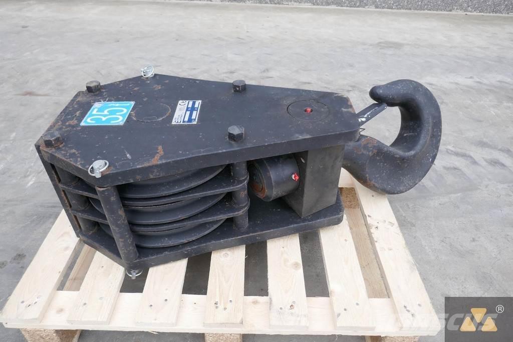  EPE Hookblock 35T Ukladače potrubia