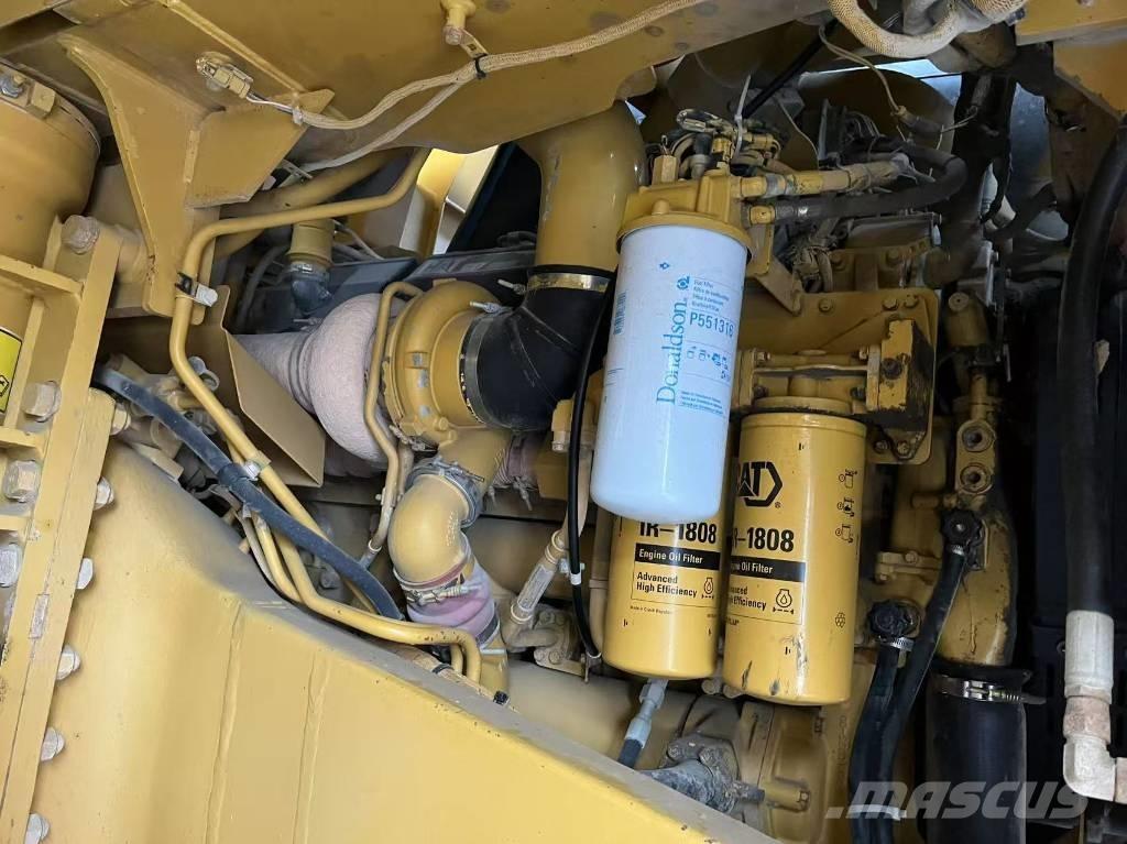 CAT 773 F Kĺbové nákladné autá
