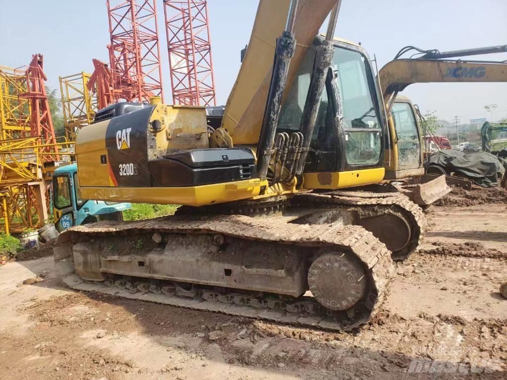 CAT 320 D Pásové rýpadlá