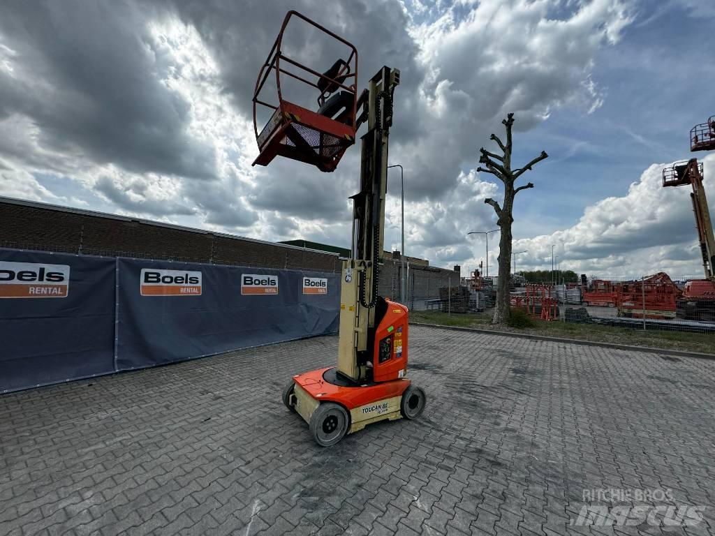 JLG T08E Vertikálne stĺpové výťahy