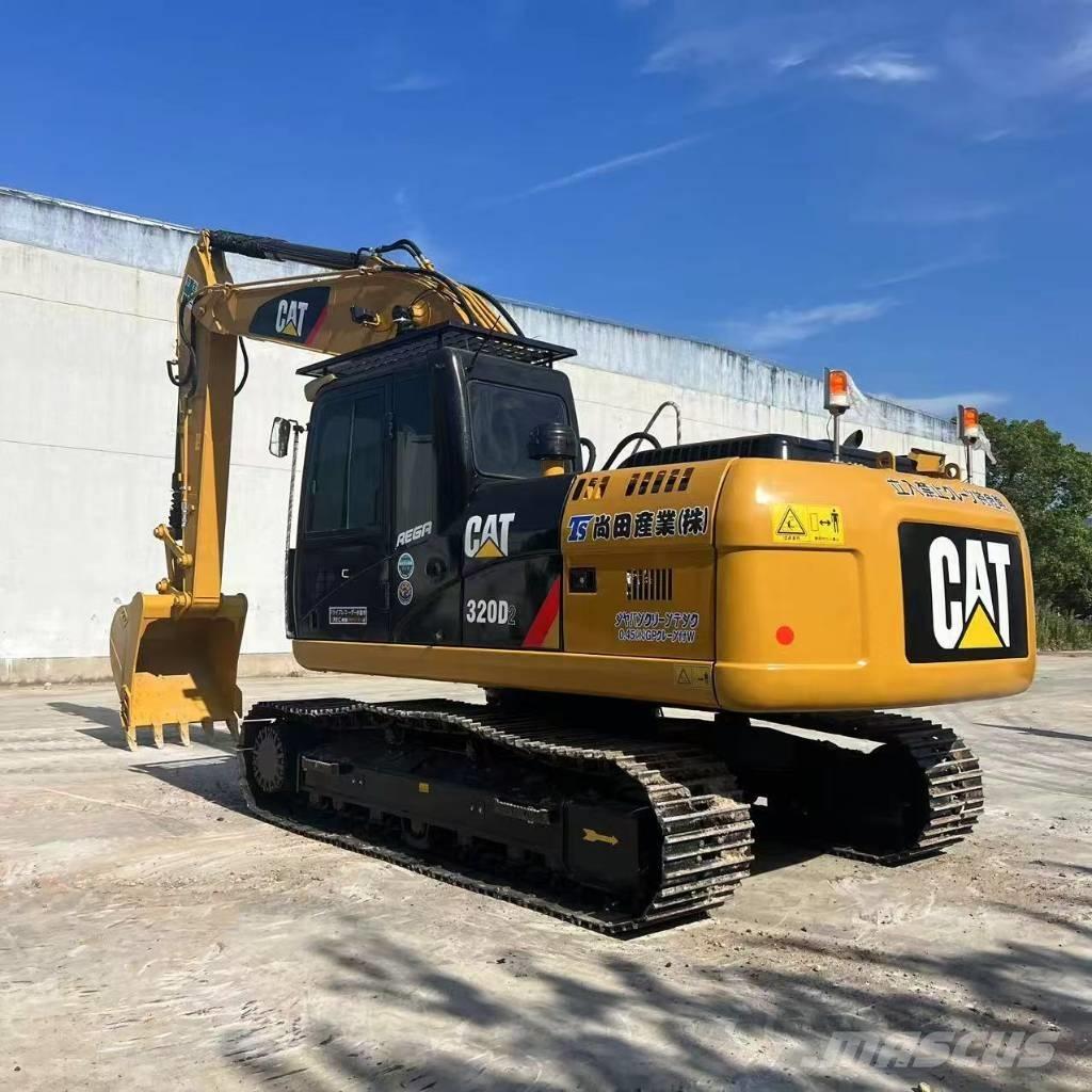 CAT 320 D2 L Pásové rýpadlá
