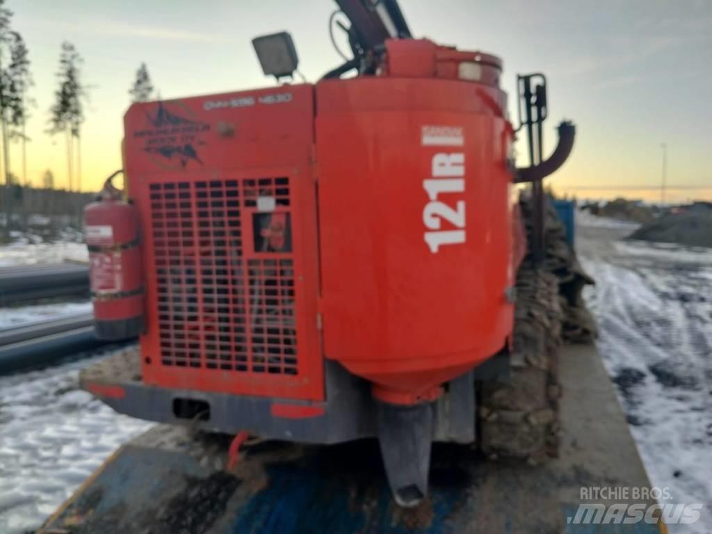 Sandvik DC 121R Povrchové vrtné súpravy