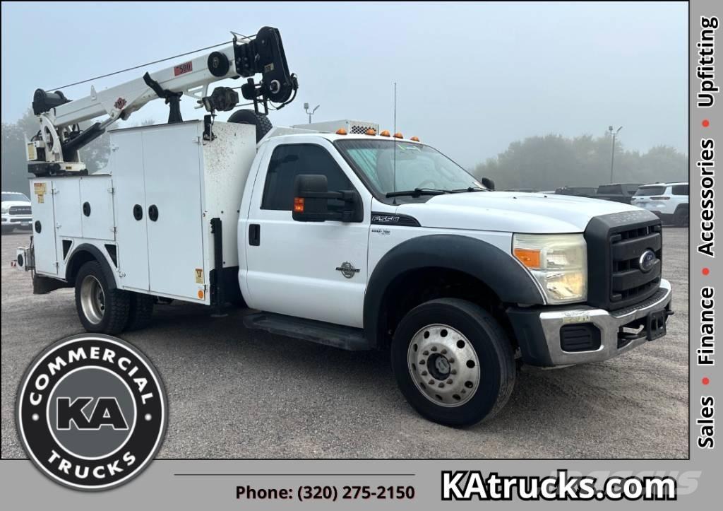 Ford F 550 XL SD Pásové žeriavy