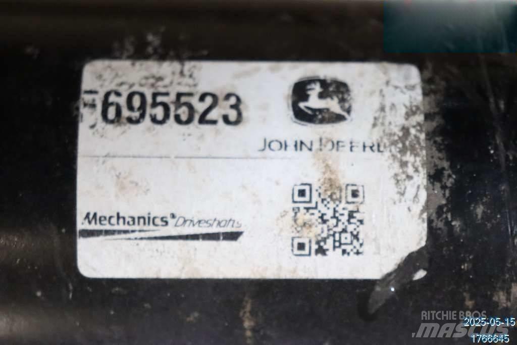 John Deere 1510G Lesné traktory