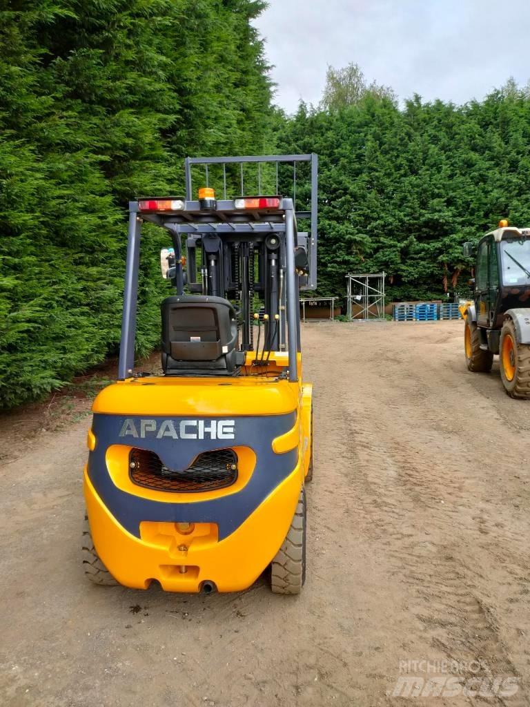 Apache HH307 Dieselové vozíky