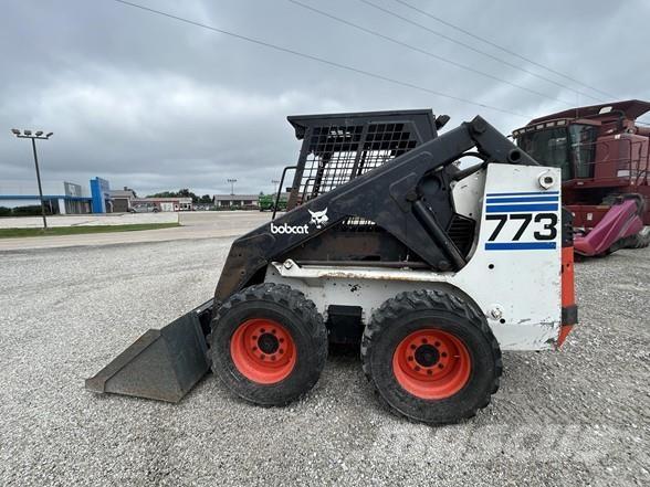 Bobcat 773 Šmykom riadené nakladače