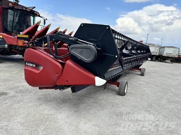 Case IH 3020 Kombajnove hlavice