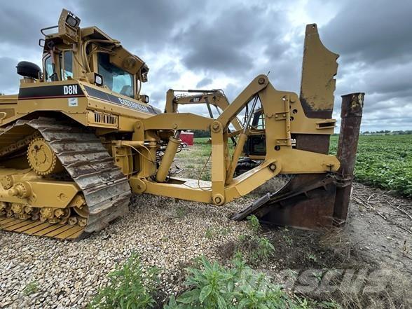 CAT D8N Pásové dozéry