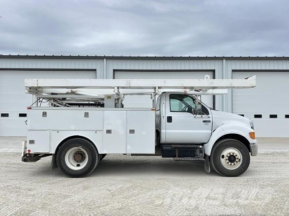 Ford F750 SD Stavebníctvo - ostatné