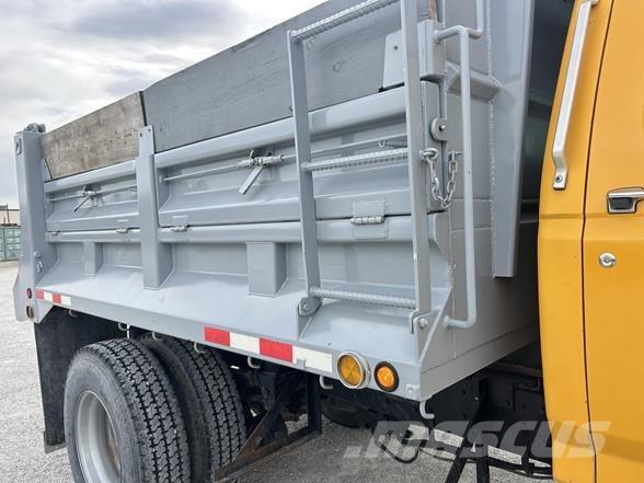 Ford F800 Sklápače