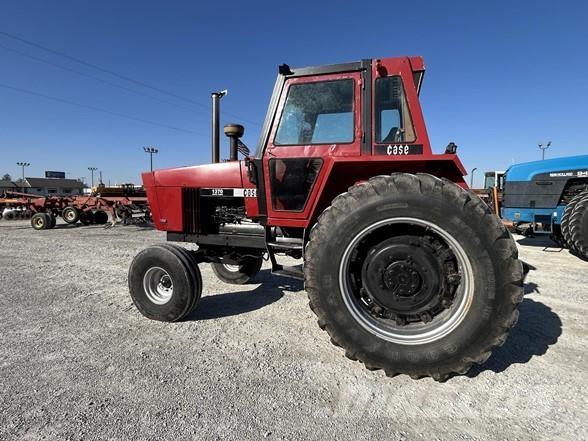 J I Case 1370 Traktory