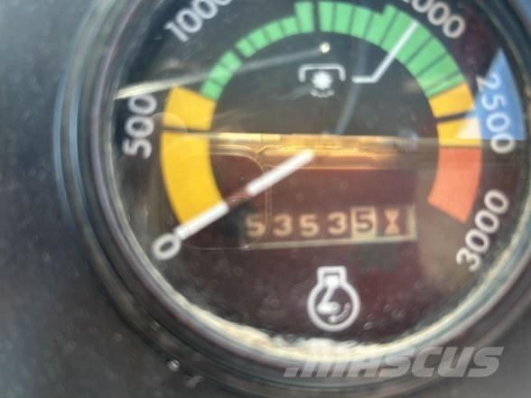 J I Case 1370 Traktory