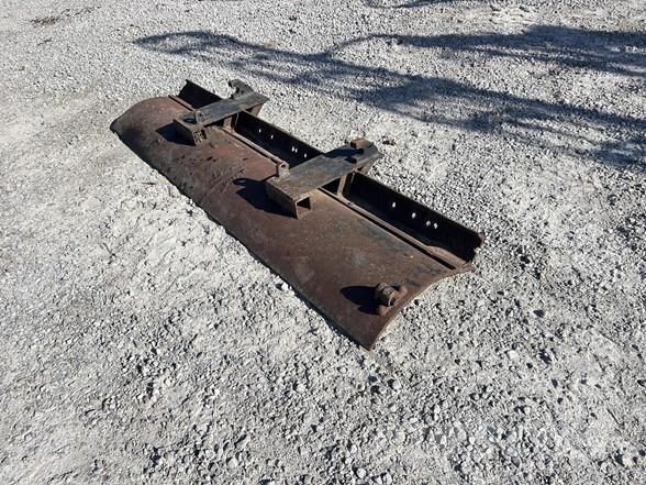 John Deere 8 Stavebníctvo - ostatné