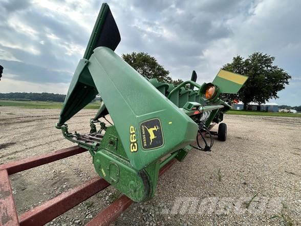 John Deere 893 Kombajnove hlavice