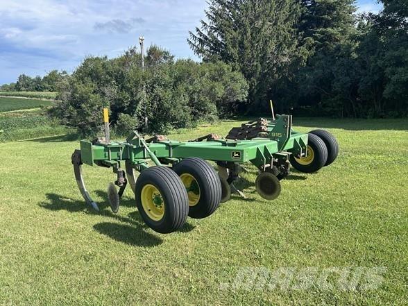 John Deere 915 Ďalšie stroje na spracovanie pôdy a príslušenstvo