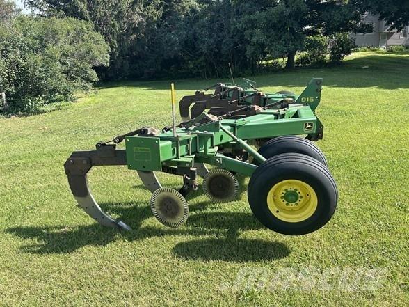 John Deere 915 Ďalšie stroje na spracovanie pôdy a príslušenstvo