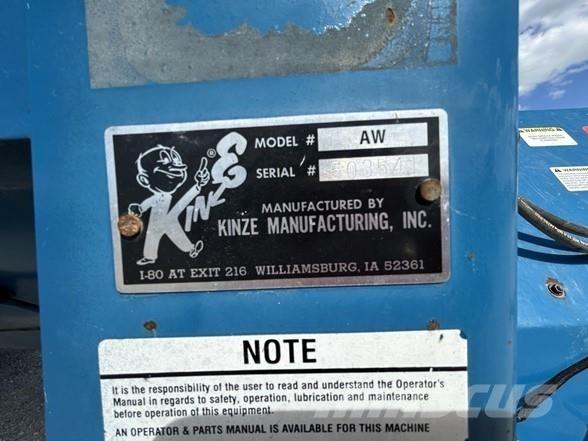Kinze 1040 Obilné návesy