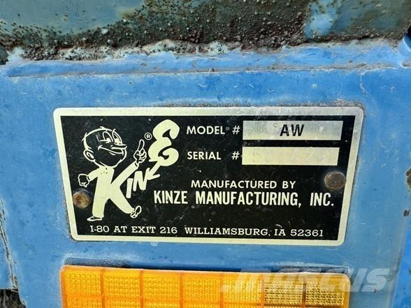 Kinze 840 Obilné návesy