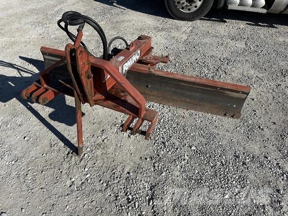 Rhino R800 Ďalšie príslušenstvo traktorov