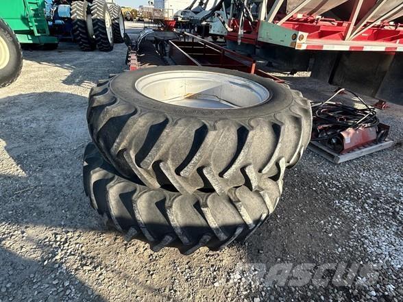 White 2-135 Traktory