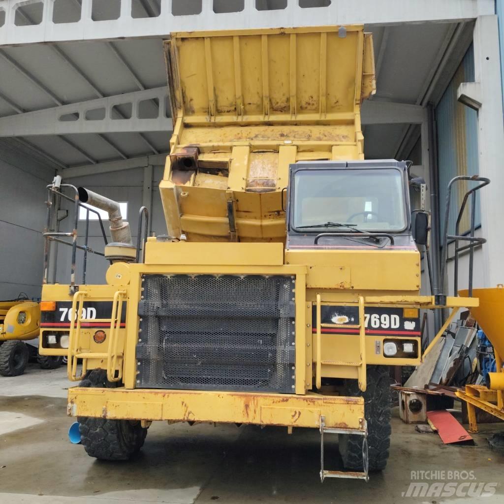 CAT 769 D Pevné dempry