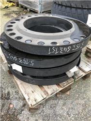 Terex Stenskyddsring Pneumatiky, kolesá a ráfiky