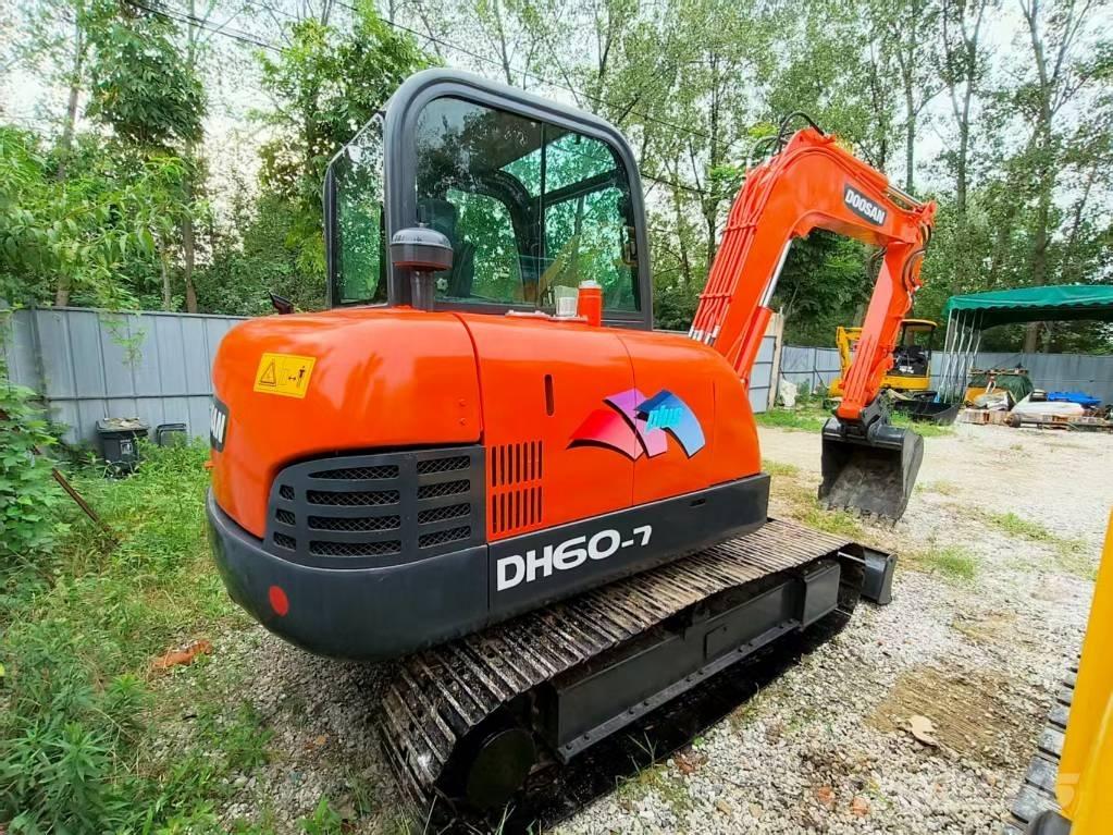 Doosan DH 60 Mini rýpadlá < 7t